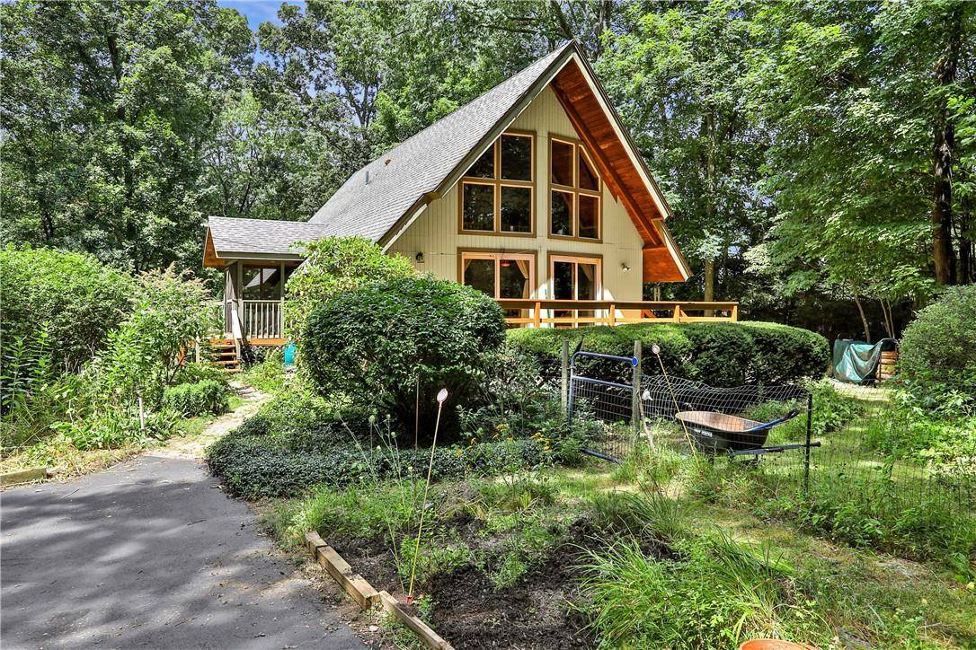 New Paltz, NY 12561,193 N Putt Corners RD