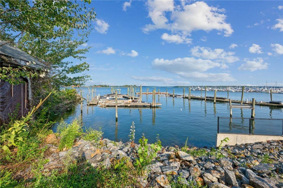 Bronx, NY 10464,190 Schofield ST #1B