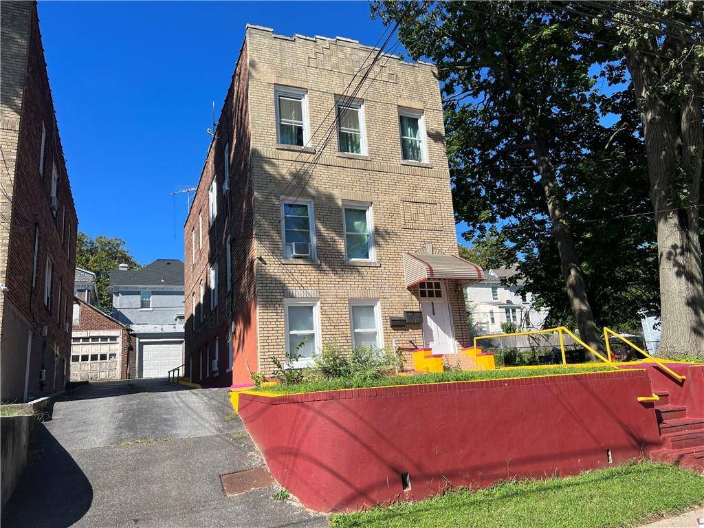 Mount Vernon, NY 10550,628 S 4th AVE