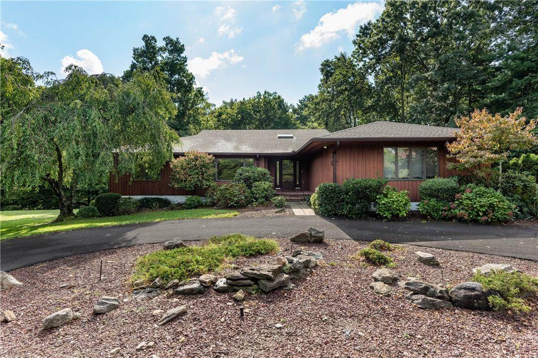 Rye, NY 10580,14 Kenilworth LN