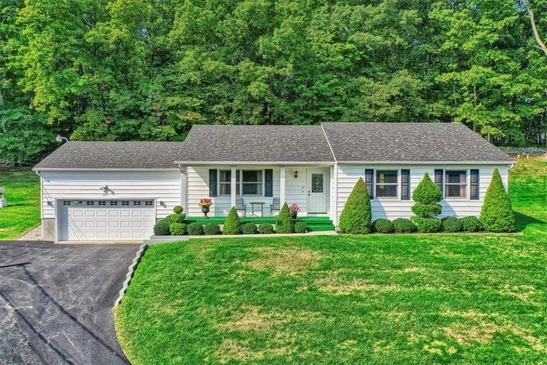 Wallkill, NY 12589,23 Coventry LN