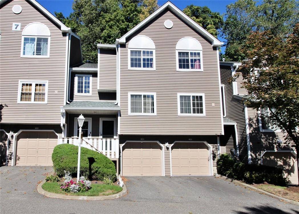 Nanuet, NY 10954,184 Eagle Ridge WAY