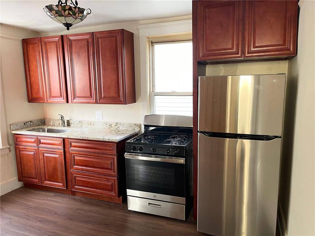 Bronx, NY 10461,1742 Jarvis AVE