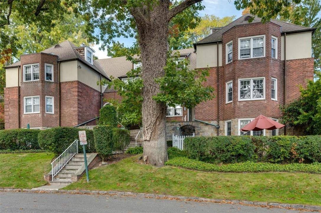 Scarsdale, NY 10583,5 Campus PL #MR