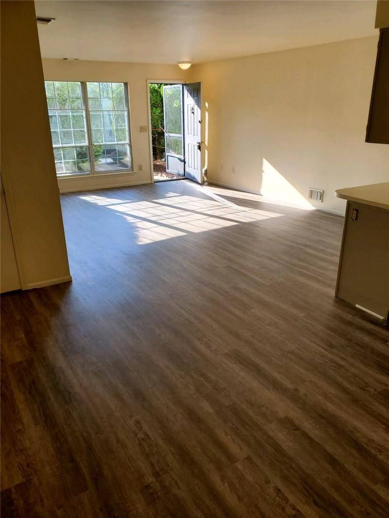 Warwick, NY 10990,34 The Rise