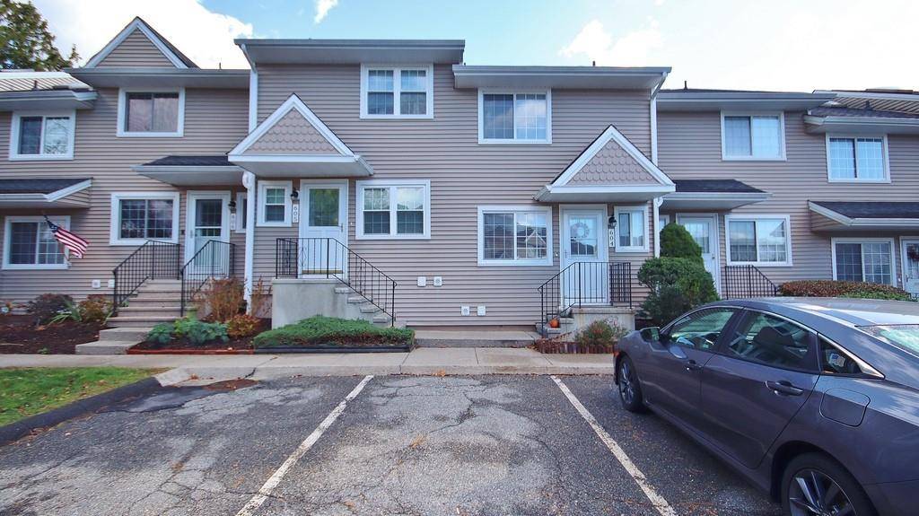 Patterson, NY 12563,604 Covington Green LN #604