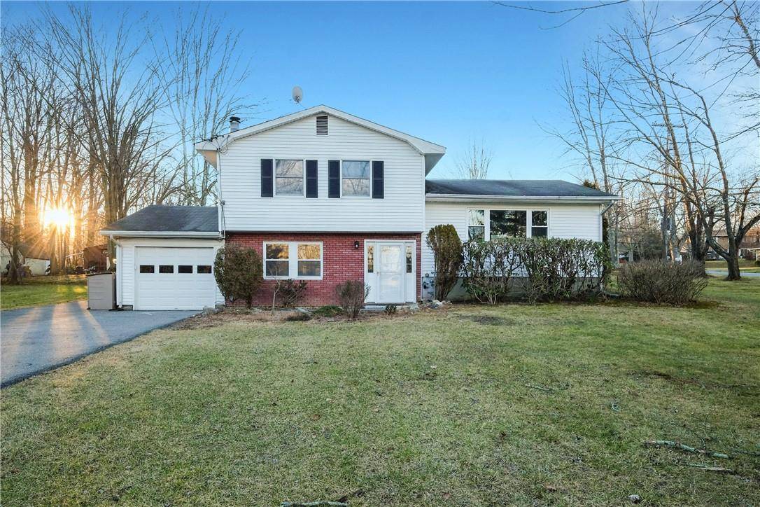 Yorktown Heights, NY 10598,114 Somerston RD