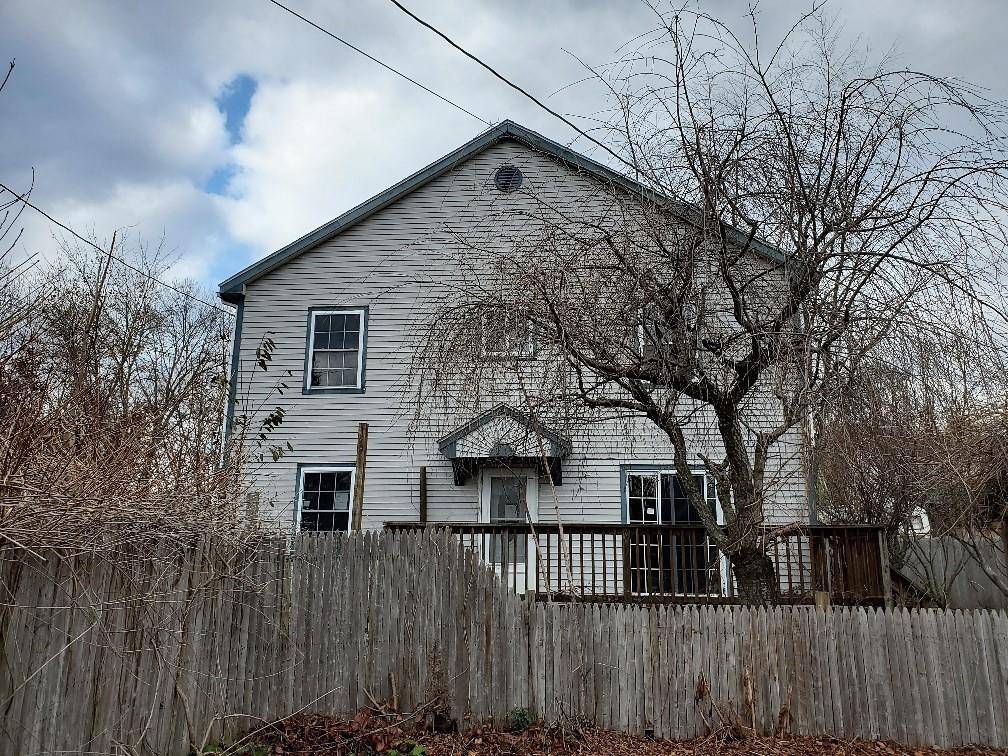 Hopewell Junction, NY 12533,7 Hillside LN