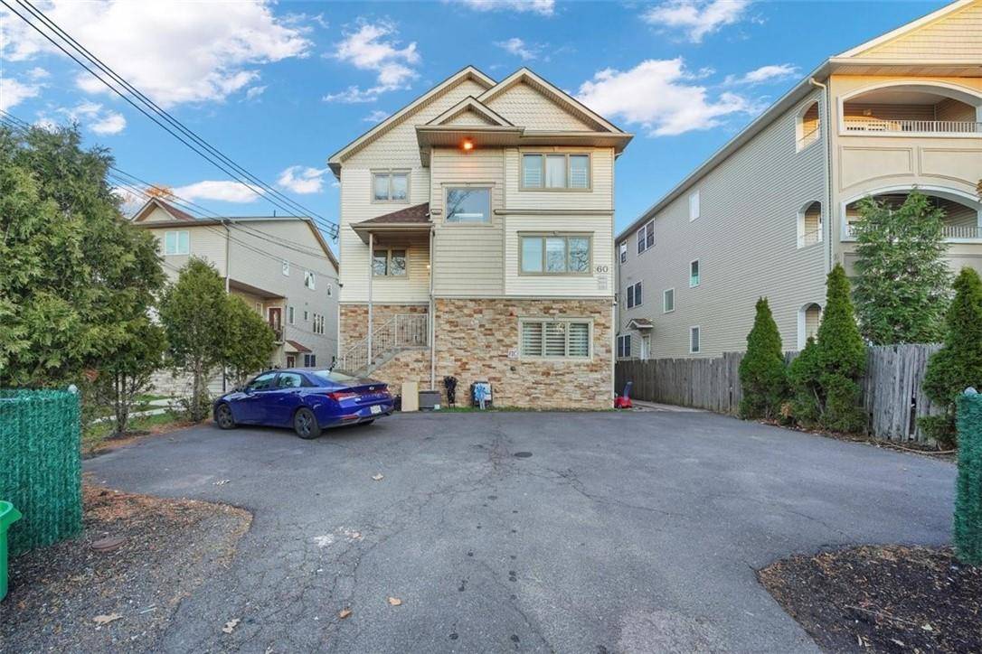 Spring Valley, NY 10977,60 Herrick AVE