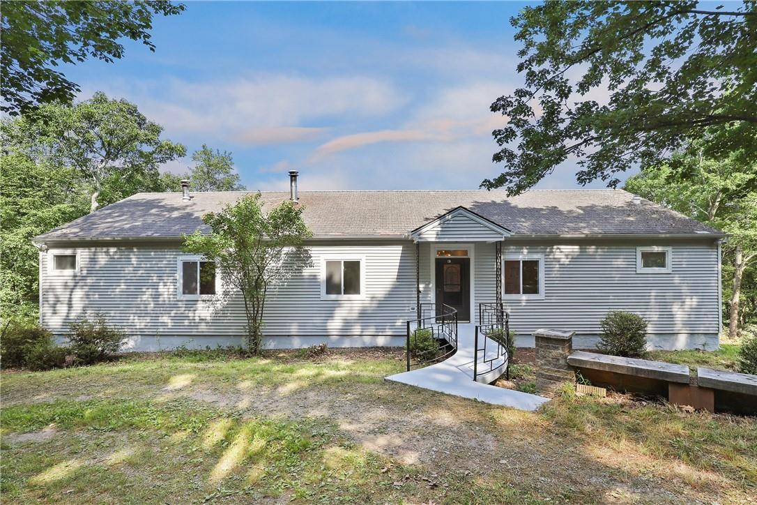 Cold Spring, NY 10516,104 Crest RD