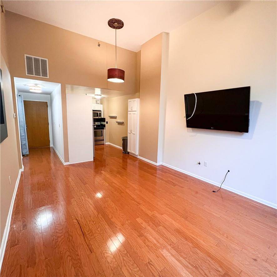 White Plains, NY 10606,75 Mckinley AVE #B2-4