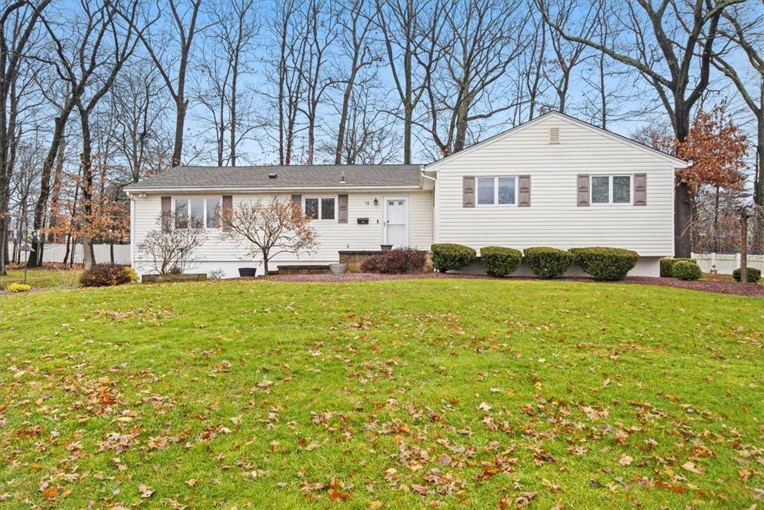 Nanuet, NY 10954,14 Park LN