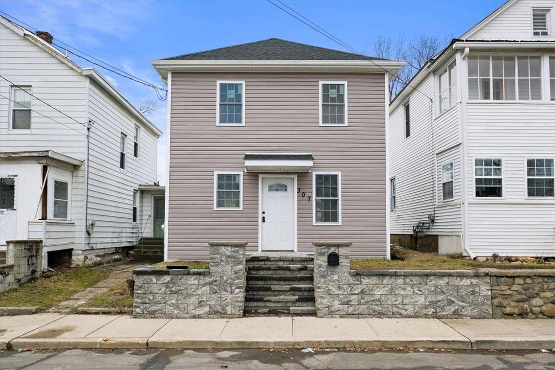 Maybrook, NY 12543,307 Tower AVE