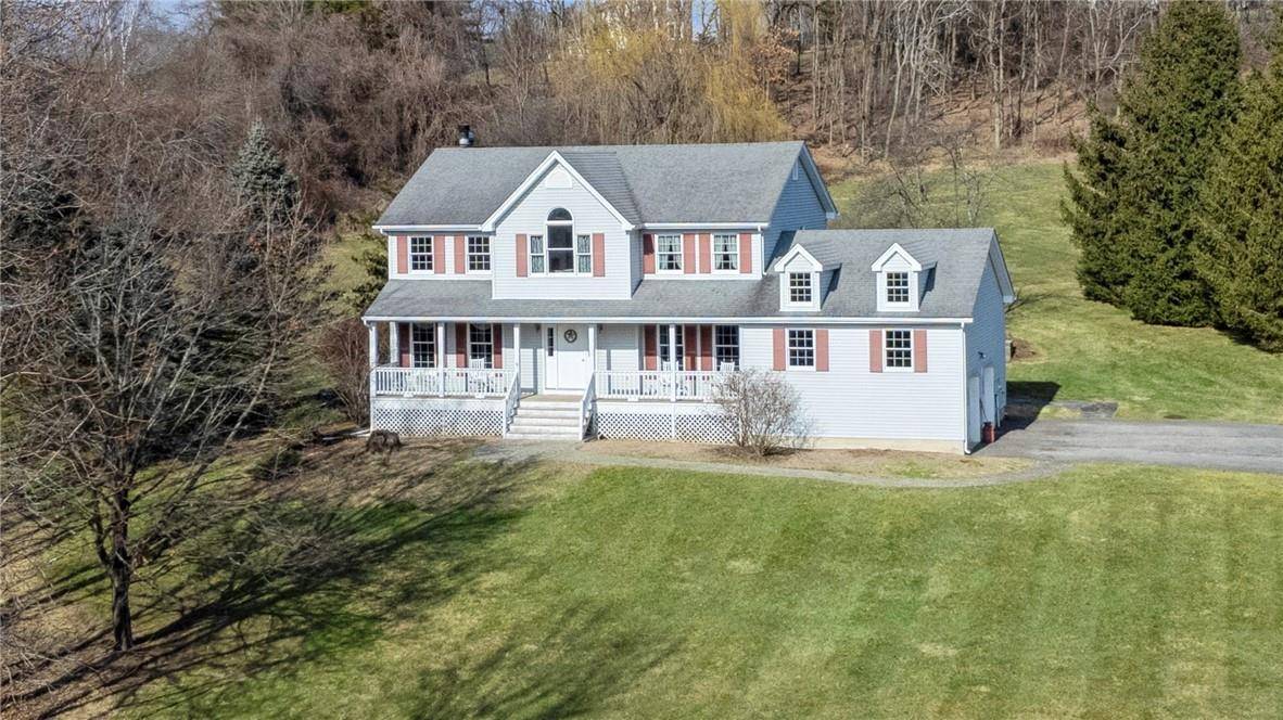 Warwick, NY 10990,3 Amity CT