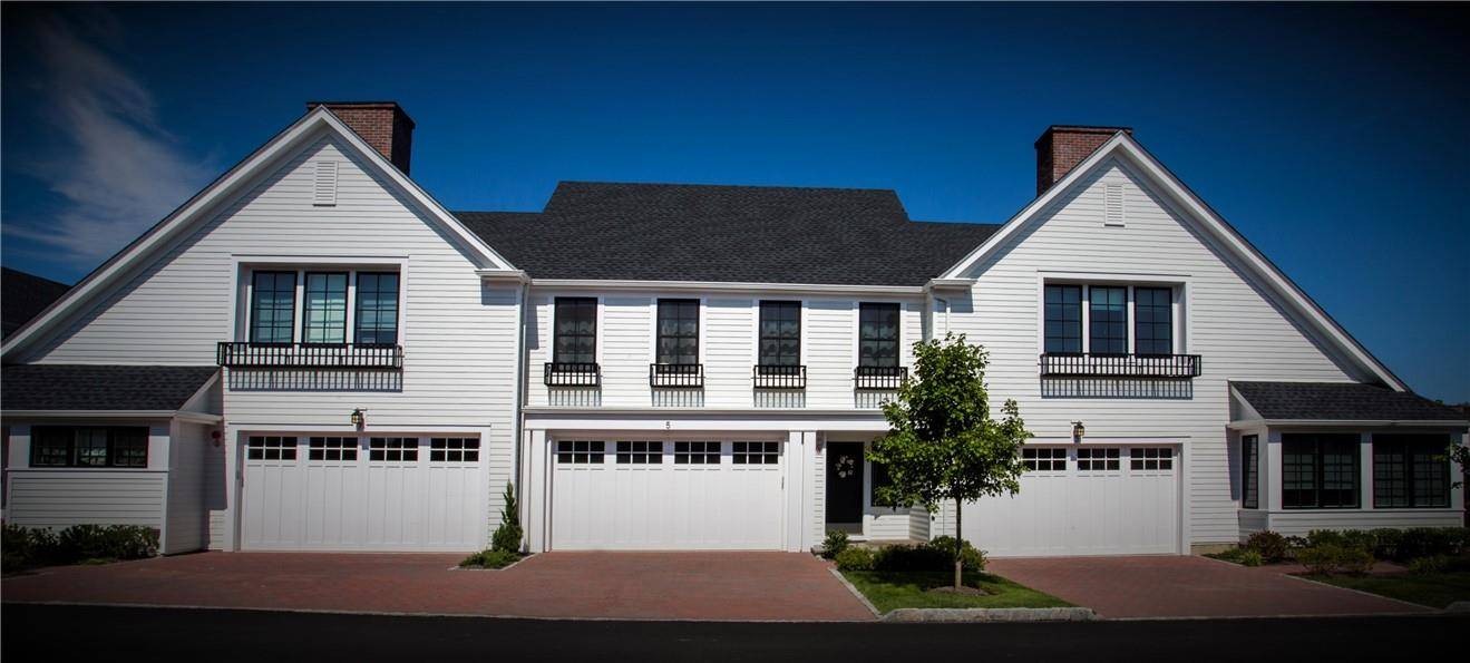 Rye Brook, NY 10573,17 Honeysuckle LN
