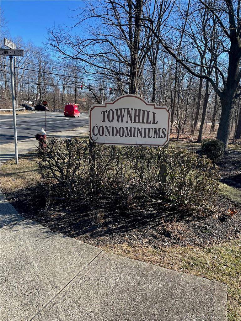 Nanuet, NY 10954,208 Town Hill RD