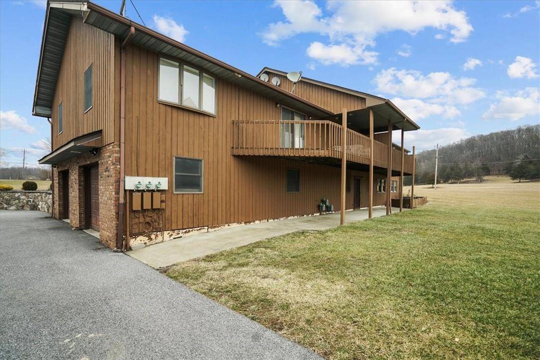 Warwick, NY 10990,160 Union Corners RD