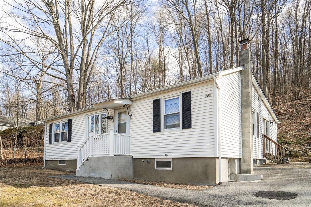 Carmel, NY 10512,251 Towners RD