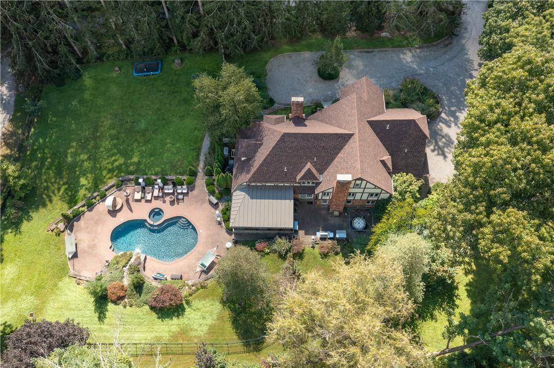 South Salem, NY 10590,9 Waccabuc River LN