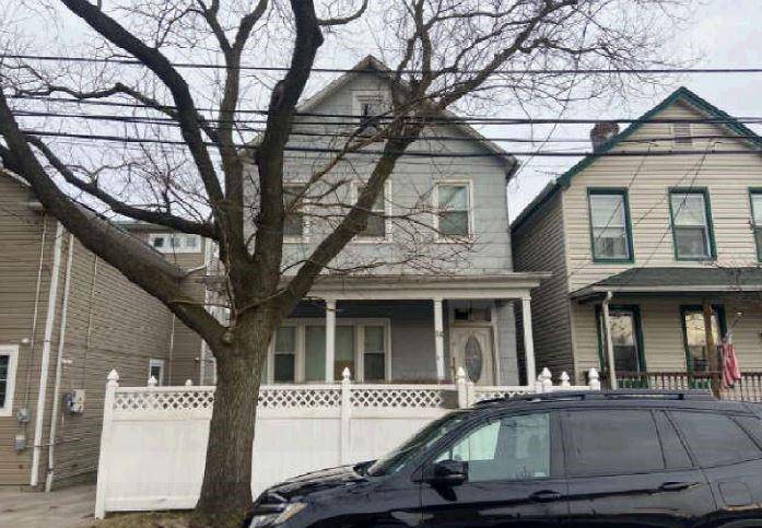 Staten Island, NY 10304,39 OSGOOD AVE