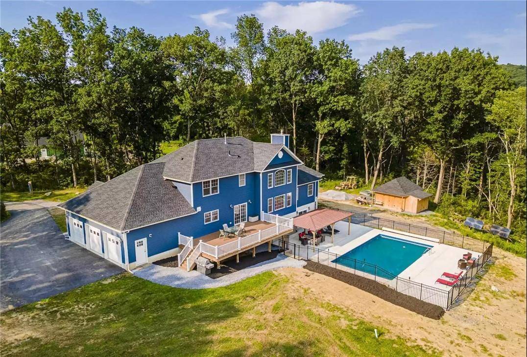 Clinton Corners, NY 12572,27 Crimson Hill RD
