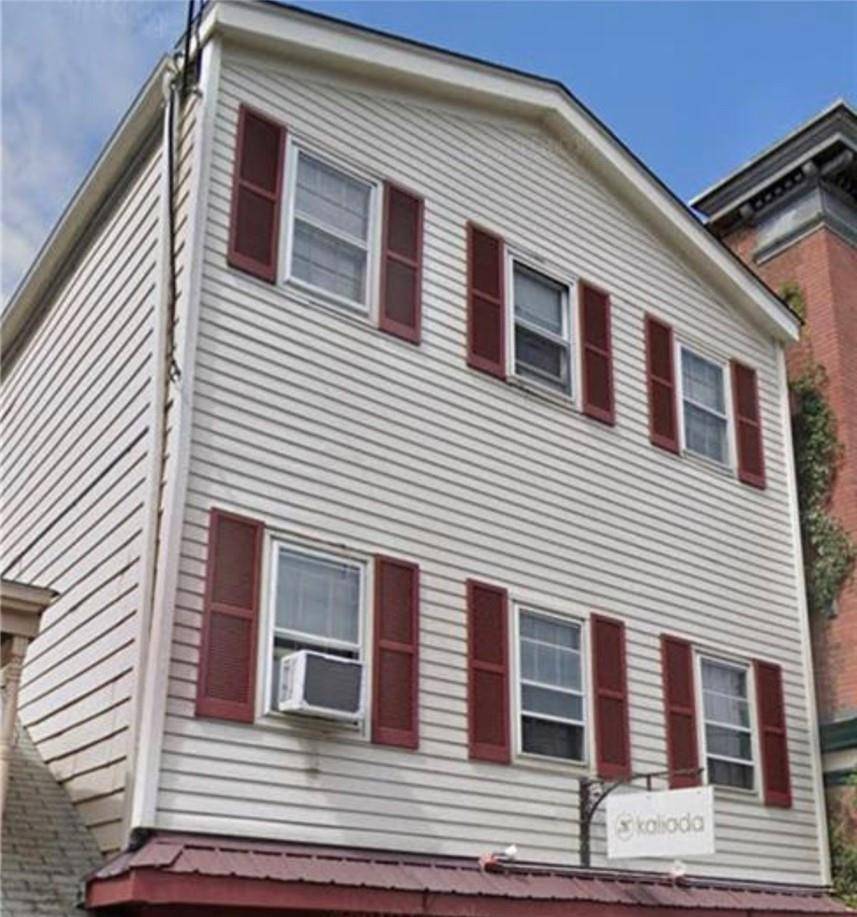Warwick, NY 10990,25 Main ST #2
