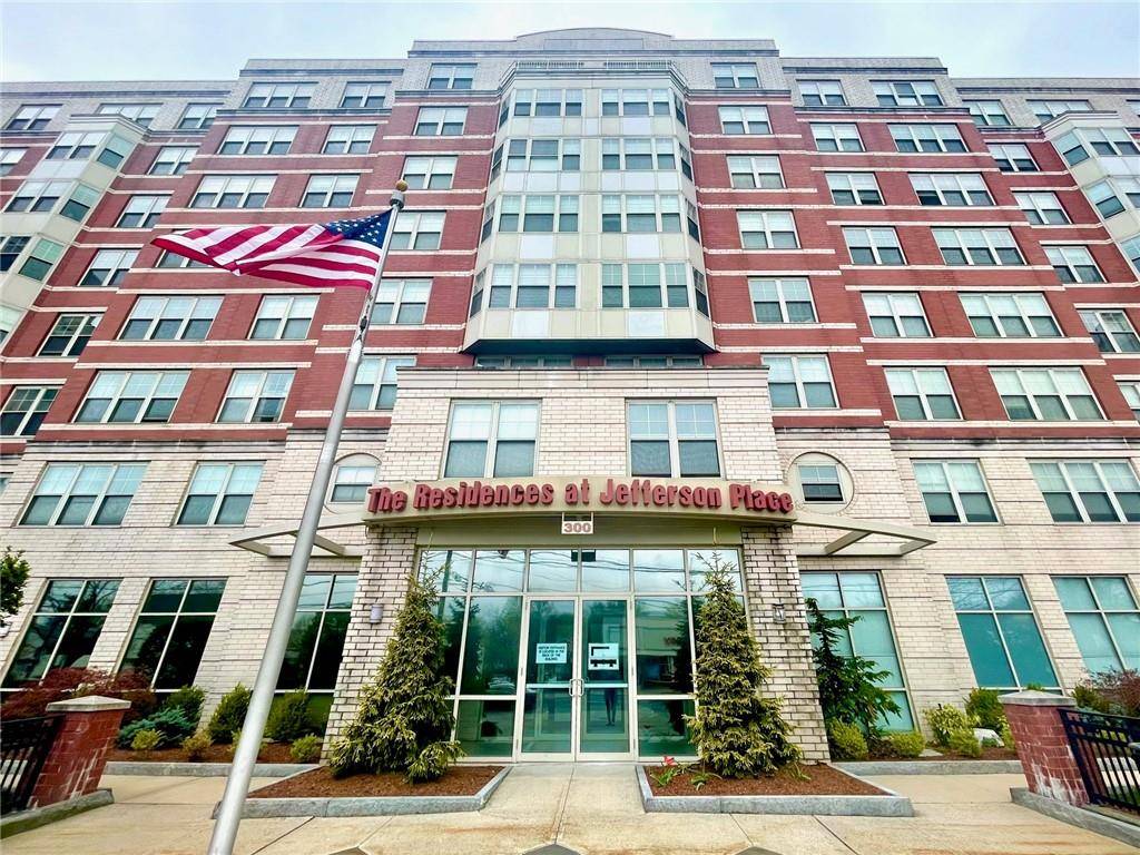 White Plains, NY 10605,300 Mamaroneck AVE #516