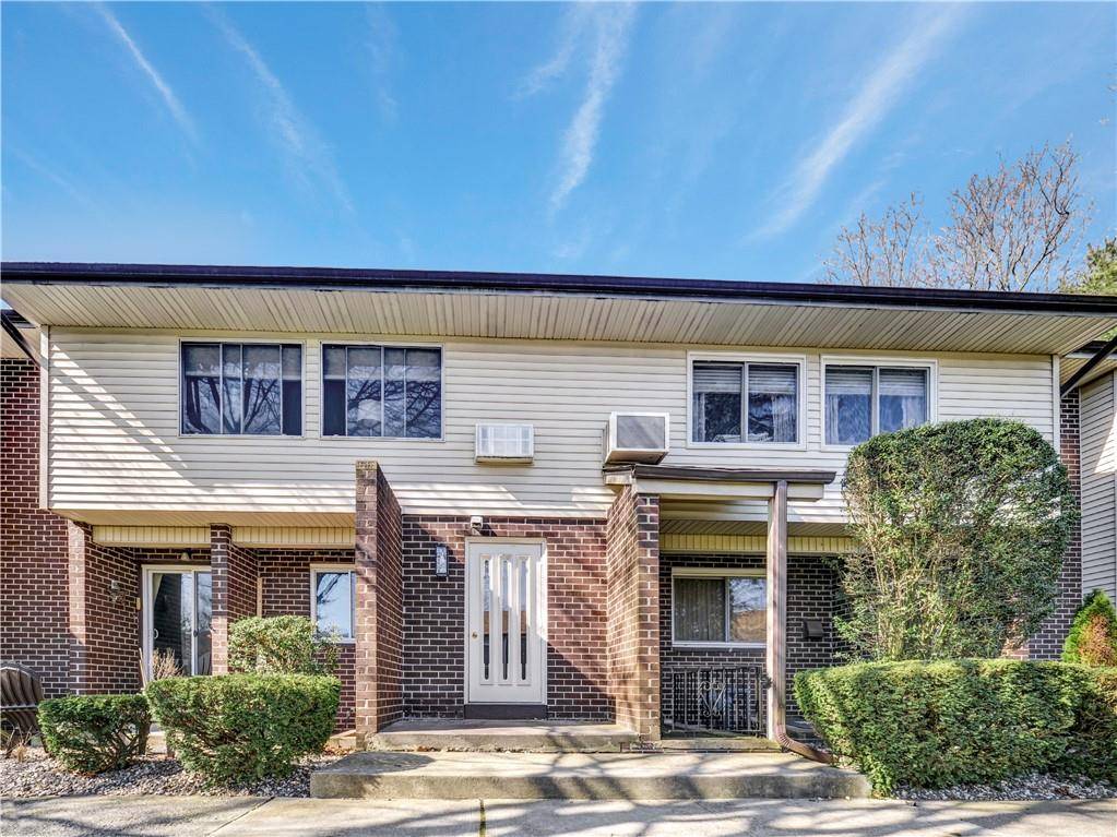 Orangeburg, NY 10962,12 Blue Hill Commons DR #J