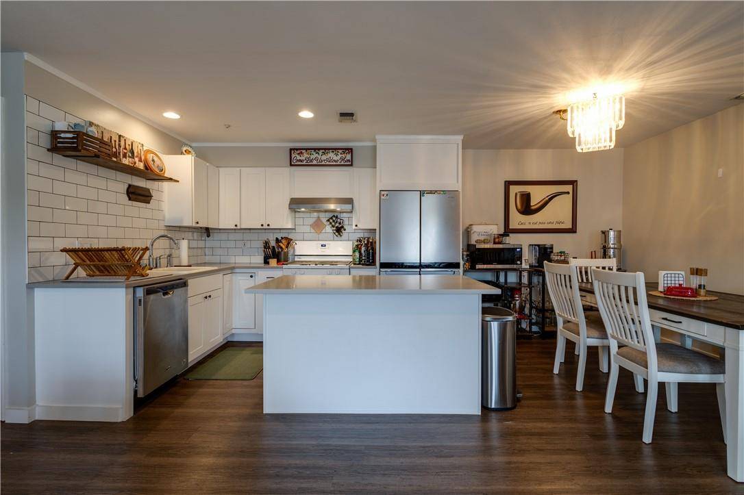 Warwick, NY 10990,60 The Rise