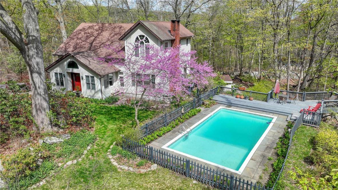 Hopewell Junction, NY 12533,16 N Knapp CT