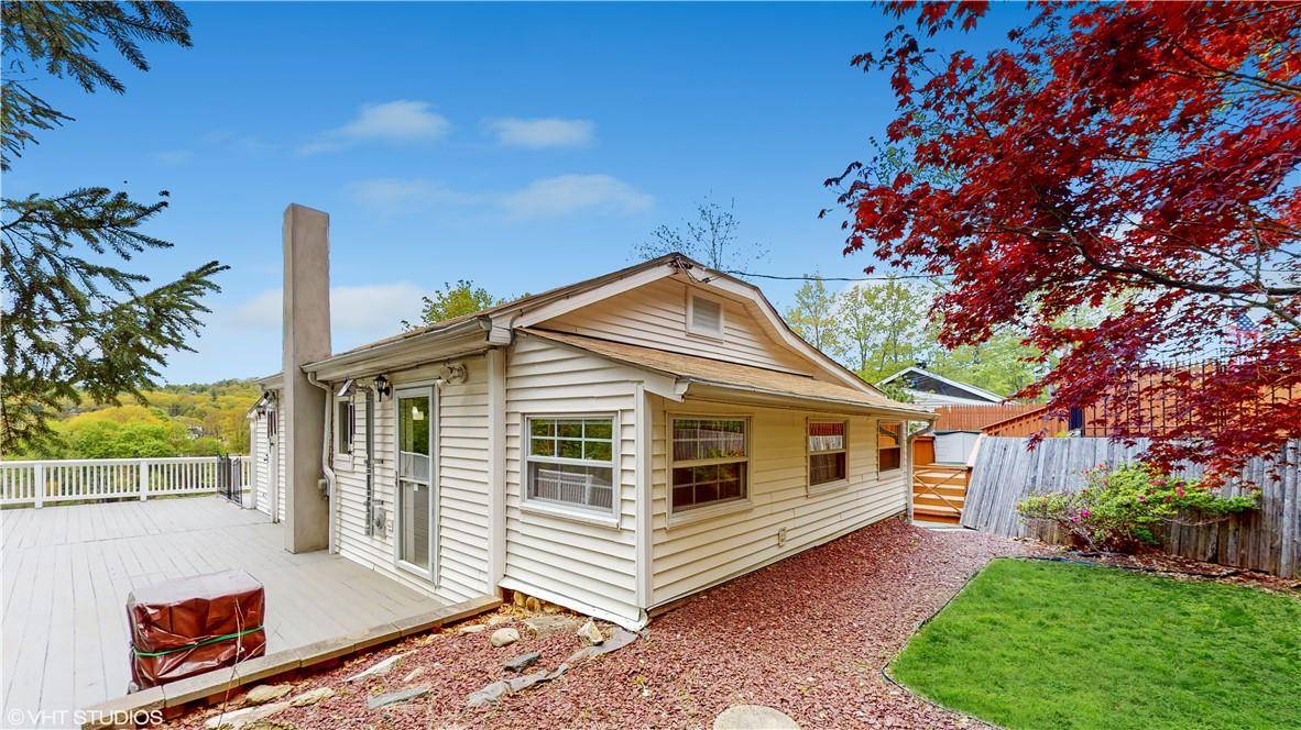 Carmel, NY 10512,99 Montrose DR