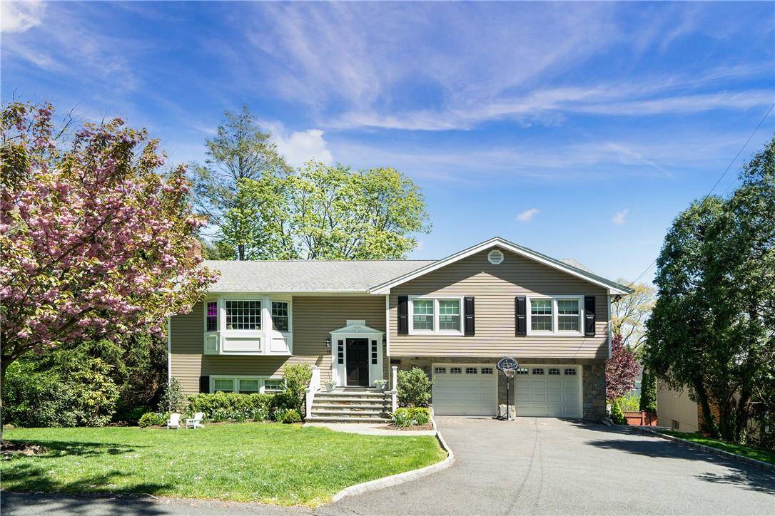 Rye, NY 10580,16 Fulton AVE