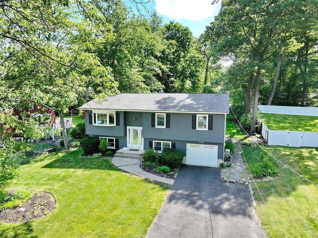 Nanuet, NY 10954,54 Sherwood DR