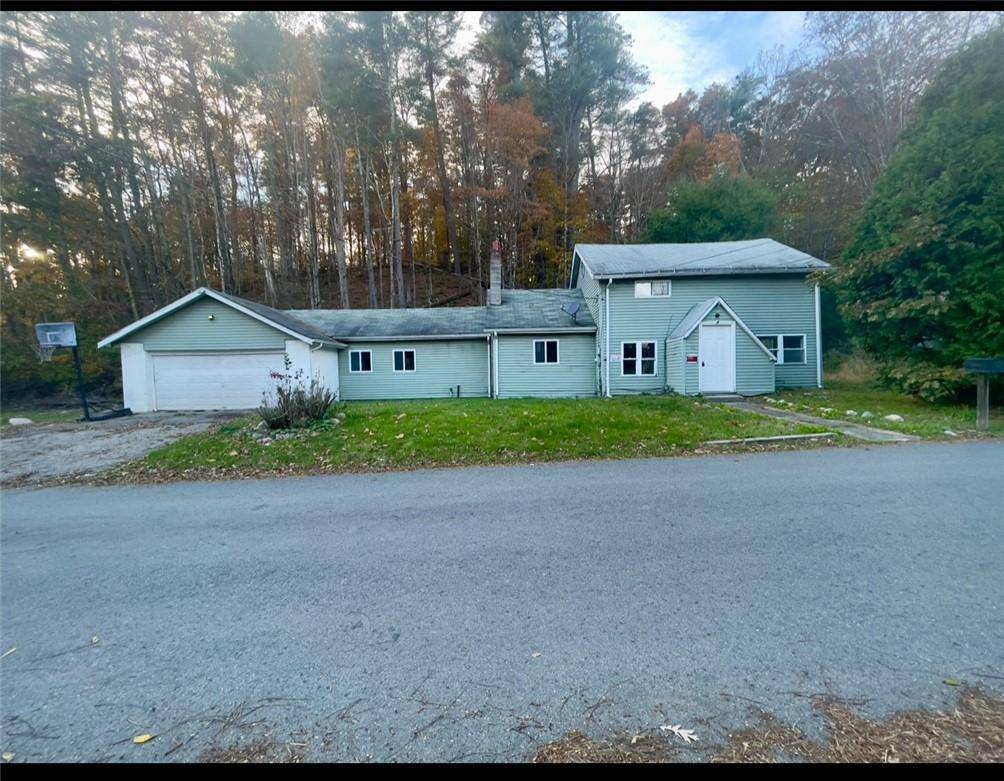 Wurtsboro, NY 12790,18 Mccune PL