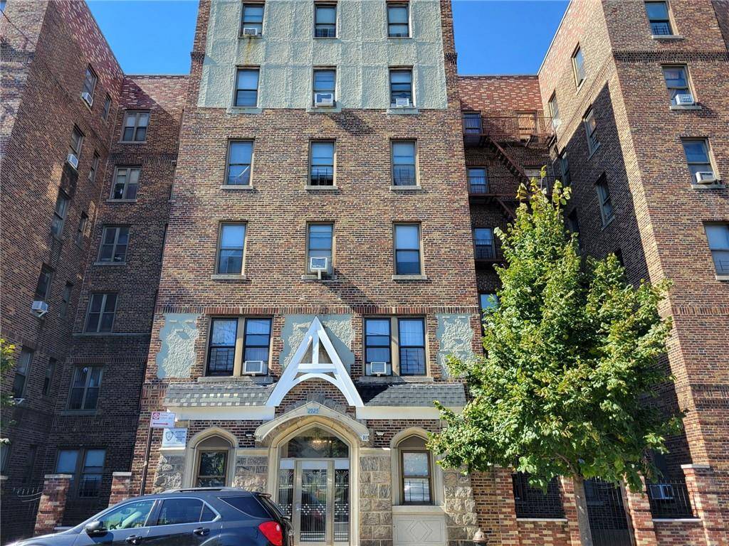 Bronx, NY 10467,2925 Matthews AVE #6J-A