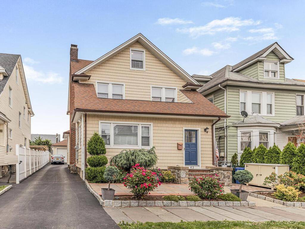 New Rochelle, NY 10801,43 Jackson ST