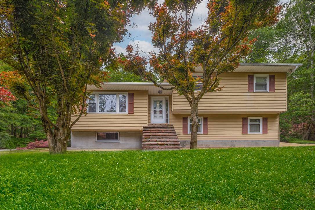 Pleasant Valley, NY 12569,478 Creek RD