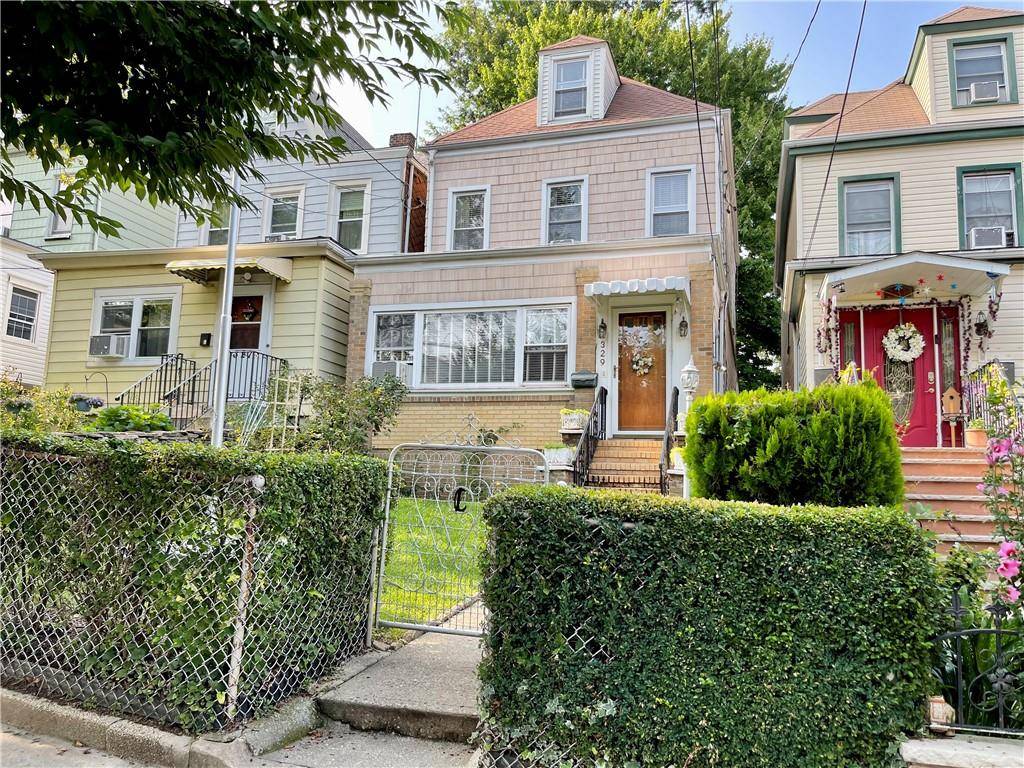 Bronx, NY 10470,329 E 241st ST