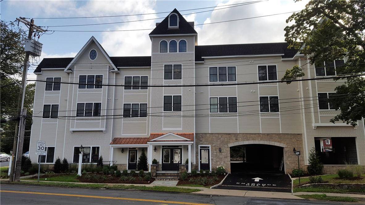 Pleasantville, NY 10570,101 Washington AVE #303