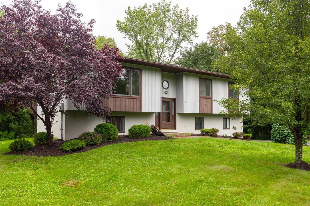 Pleasant Valley, NY 12569,27 Teal LN