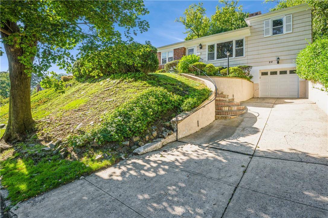 Eastchester, NY 10709,22 Benedict AVE