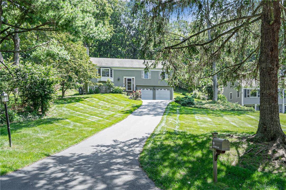 Bedford Corners, NY 10549,39 Cliffside LN