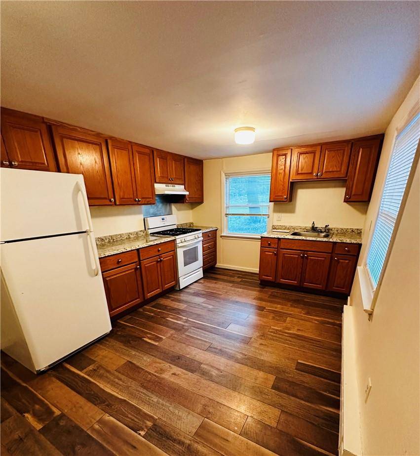 Pawling, NY 12564,98 Charles Colman BLVD