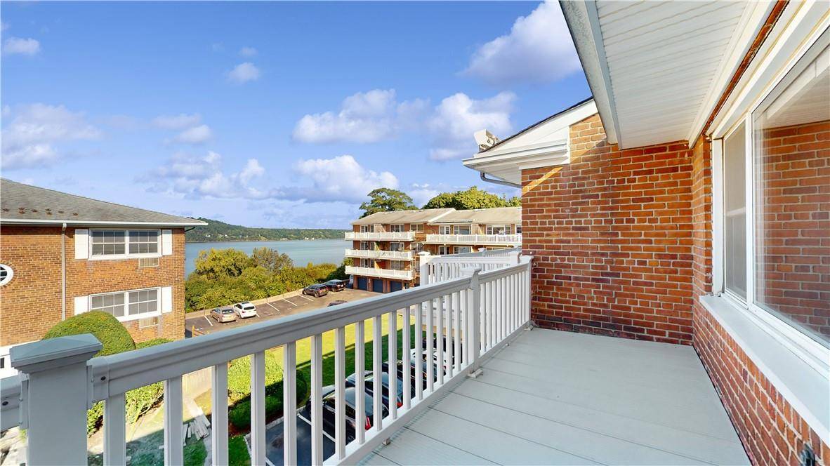 Hastings-on-hudson, NY 10706,51 Maple AVE #3A