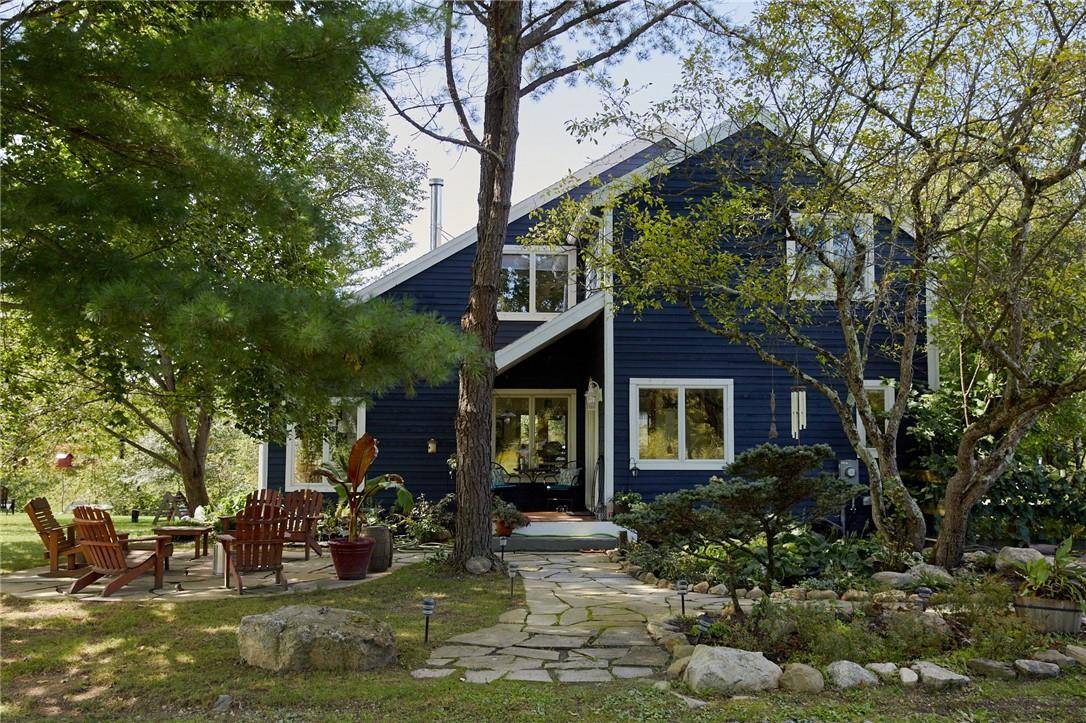 Gardiner, NY 12525,290 Mckinstry RD