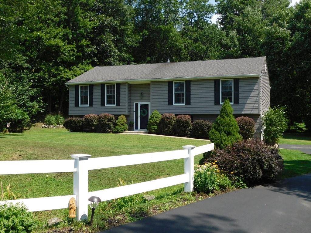 Otisville, NY 10963,4 Geoffrey CT