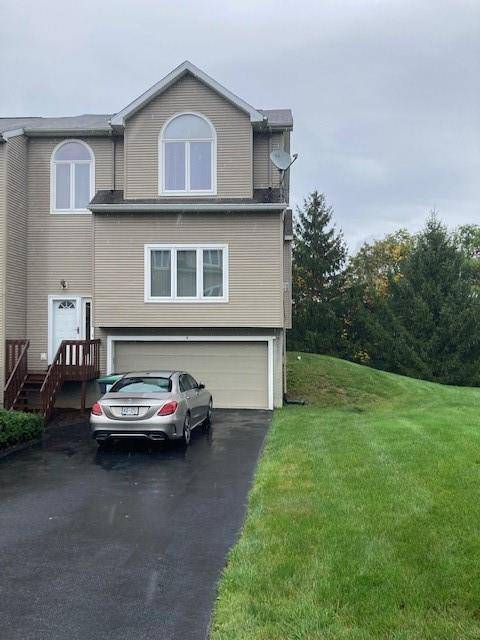 Highland Mills, NY 10930,9 Rockridge DR