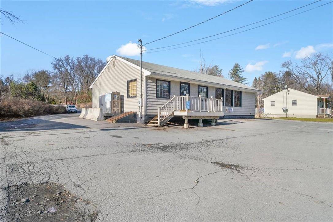 Huguenot, NY 12746,437 Route 209