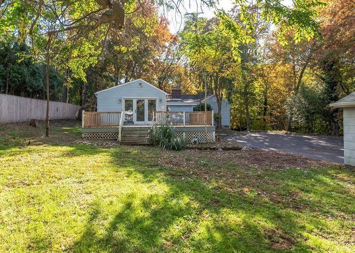 Sound Beach, NY 11789,74 Hilltop DR