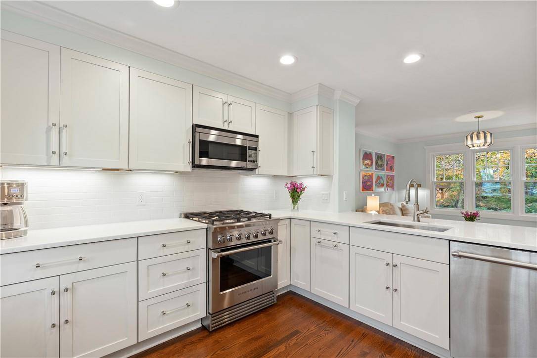 Rye Brook, NY 10573,58 BROOKRIDGE CT